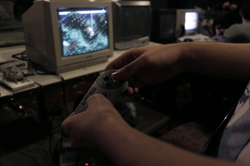Illustration for article titled The Joys of Retro Gaming: A Photo Collection